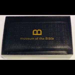Museum of The Bible Tri-Fold Wallet Billfold
